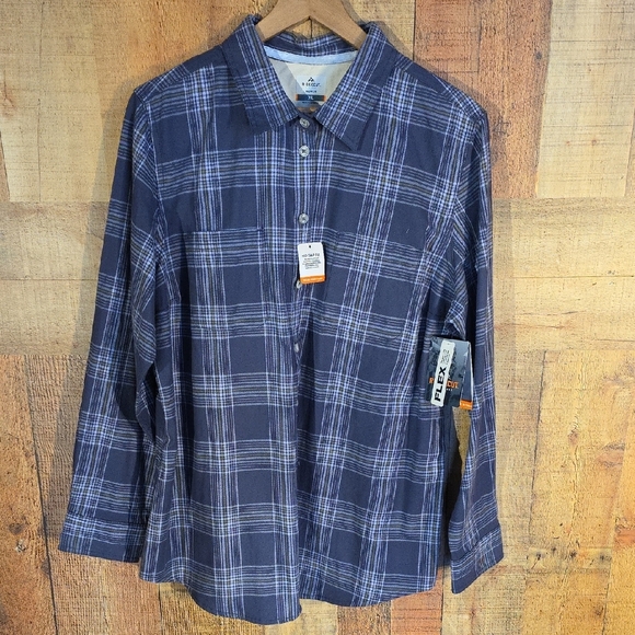 Upcycled Plaid Button Down Shirt with Wolf Design - Picture 6 of 11